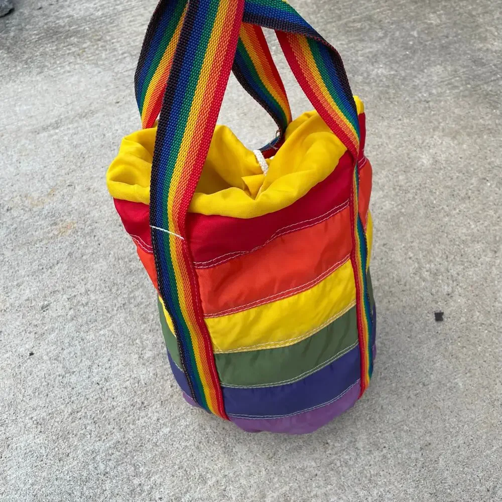 Vintage 70 rainbow